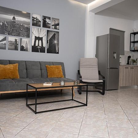 Thalia Apartments Каламата Экстерьер фото