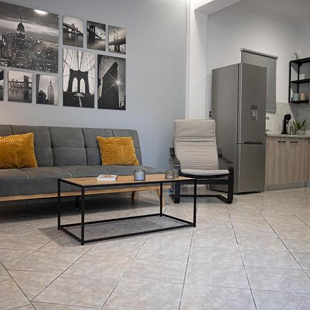 Thalia Apartments Каламата Экстерьер фото