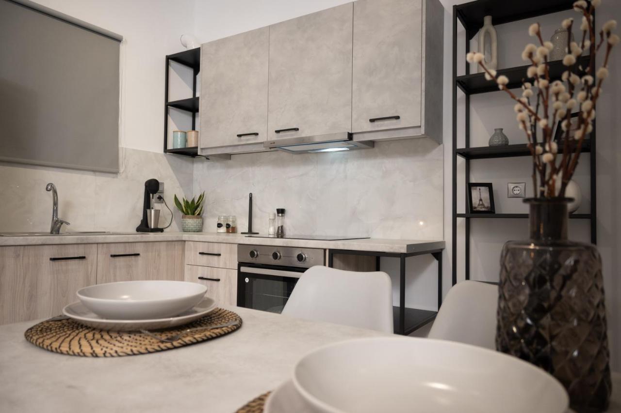 Thalia Apartments Каламата Экстерьер фото